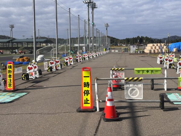 長岡ニュータウン運動公園サッカー場人工芝張替工事 設置事例