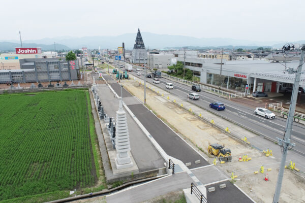 【ドローンによる空撮】新発田市地内　電線共同溝現場 バリケード設置